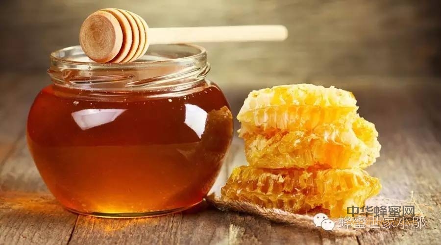 央视揭露蜂蜜掺假连锁超市纷纷中招！教你选款不掺假的蜂蜜