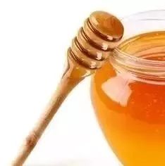 蜂蜜好处太多，被称为美肤界的“液体黄金”！