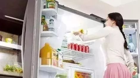 放冰箱坏得更快的14种食物，看完后99%的人都去清理冰箱了！