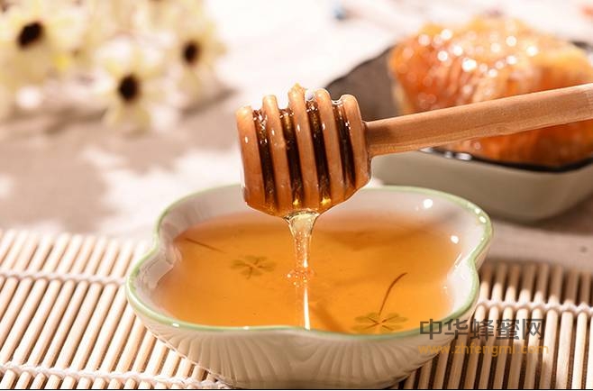 纯天然蜂蜜和浓缩蜜的区别？（附真假辨别方法）