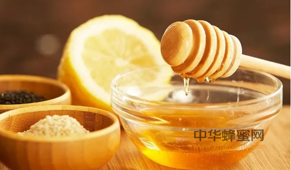 白醋+蜂蜜=神仙水，每天一杯，百岁老人仍面色红润！