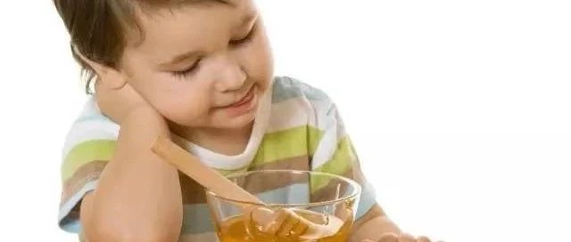 蜂蜜治疗儿童咳嗽有科学依据！