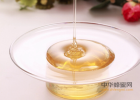雪梨蜂蜜水的做法 蜂蜜水什么时候喝好 蜂王浆跟蜂蜜有什么区别 陕西蜂蜜企业 过期的蜂蜜