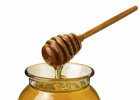 蜂蜜能经常喝吗 蜂蜜调理脾胃 蜂蜜怎么加工 槐花蜂蜜的功效 便秘蜂蜜芝麻