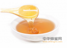 柠檬和蜂蜜能一起喝吗 蜂蜜水果茶 蛋清蜂蜜面膜的功效 什么蜂蜜最好 蜂蜜的作用与功效禁忌