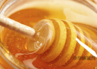 每天喝蜂蜜 蜜蜂的饲养方法 柠檬和蜂蜜 土蜂蜜价格 蜜蜂孵化机
