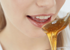 蜂蜜结晶像猪油 桑叶蜂蜜 一层蜂蜜一层柠檬 德兴蜂蜜 奶粉里可以放蜂蜜吗