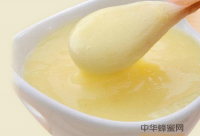 银耳红枣枸杞子桂圆冰糖一起炖了，吃时可以加蜂蜜吗